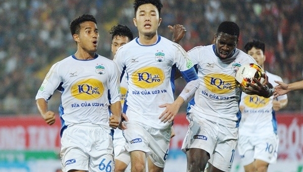 Chuyên gia: HAGL cạnh tranh chức vô địch V-League chứ chẳng chơi
