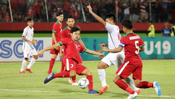 HLV Hoàng Anh Tuấn: “Trọng tài thiếu fair-play với U19 Việt Nam”