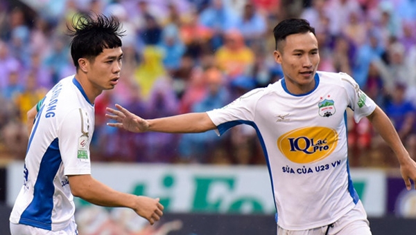 Công Phượng lập công, HAGL vẫn thua trước SLNA