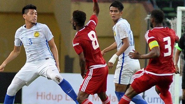 Ẩu đả kinh hoàng, cầu thủ đầu tiên bị cấm dự ASIAD