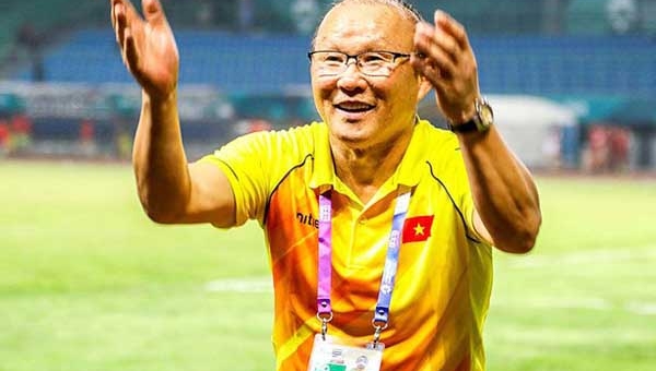 Tin HOT sáng 28/8: Fan châu Á phát cuồng về HLV Park Hang Seo