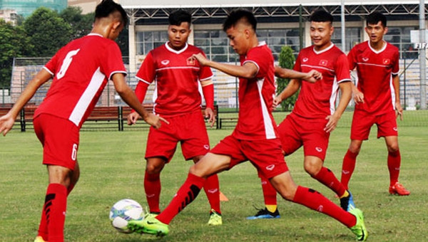 U19 Việt Nam trở lại sân tập, sẵn sàng so tài với Uruguay