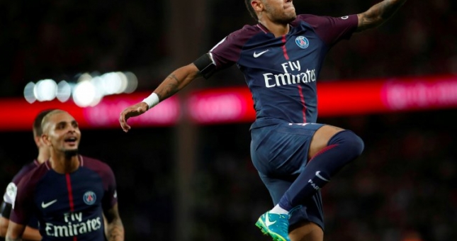 VIDEO: Kỹ năng và bàn thắng đẳng cấp của Neymar