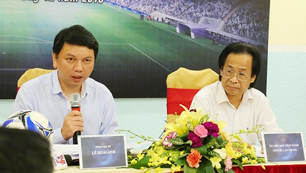Đại hội VFF khóa VIII: “Đóng cửa” báo chí, đại diện AFC tham dự