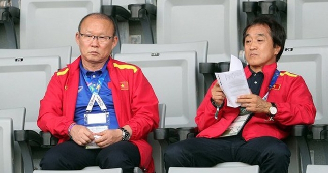 HLV Park Hang Seo buồn thiu khi chứng kiến Hàn Quốc thua trận