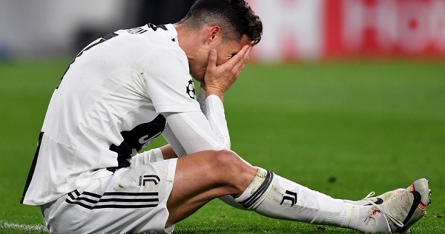 Juventus bị loại khỏi Champions League: Lỗi không phải ở Ronaldo