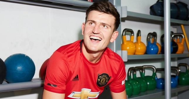 Hàng thủ Man Utd: Cờ đã đến tay Maguire