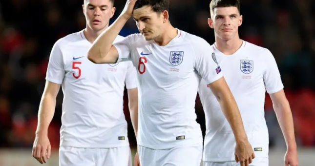 Phung phí cơ hội, ĐT Anh 'ôm hận' trước CH Séc