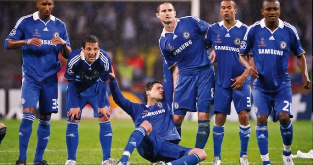 Góc nhìn độc giả: Michael Ballack và sự vĩ đại mang tên 'dở dang'