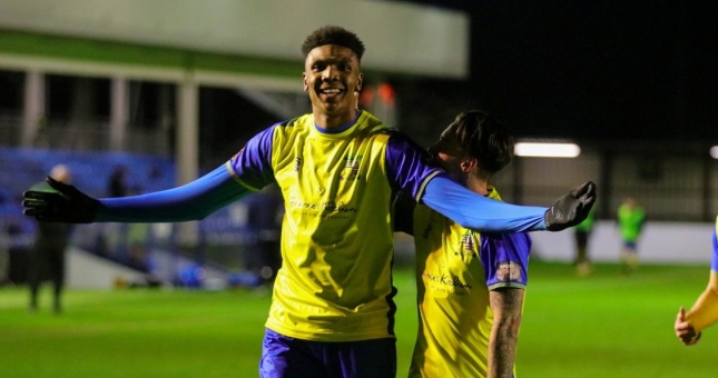 Sao mai cao nhất nước Anh thần tượng Ronaldo và Messi