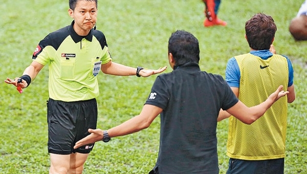 ĐTVN cần coi chừng với trọng tài chính cực kì nghiêm khắc