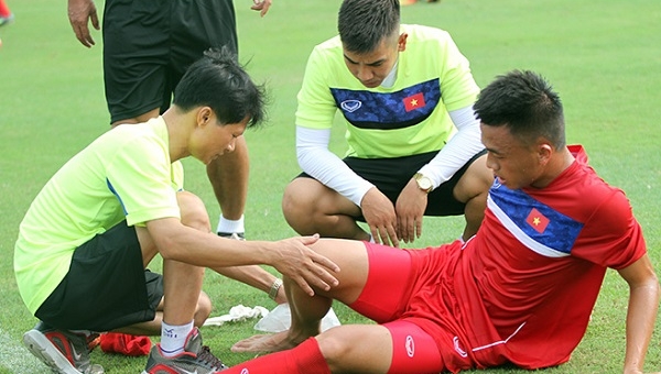 Hội quân 5 ngày, U18 Việt Nam chia tay sao trẻ đầu tiên