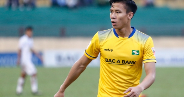 HLV Park Hang Seo bỏ lỡ trung vệ hay nhất Việt Nam?