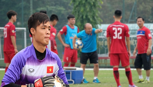 Cầu thủ dự bị suốt 2 năm bất ngờ khi được HLV Park Hang Seo triệu tập