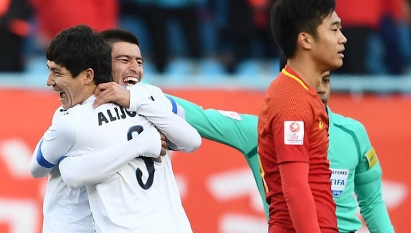 HLV U23 Trung Quốc: 'Tôi xin lỗi, U23 Qatar quá mạnh'