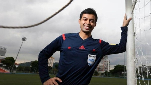 Trọng tài thổi penalty U23 VN có quyết định bất ngờ sau trận