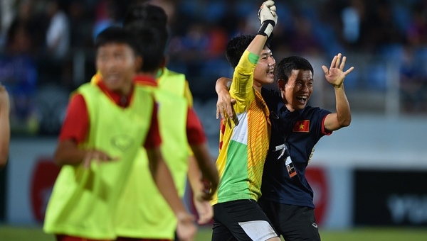 'Bùi Tiến Dũng mới' quyết noi gương đàn anh U23 tạo nên lịch sử