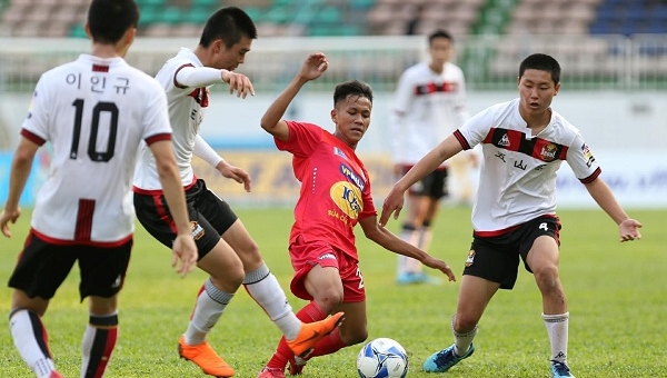 HLV Hàn Quốc ấn tượng mạnh với lối chơi quyến rũ của U19 HAGL