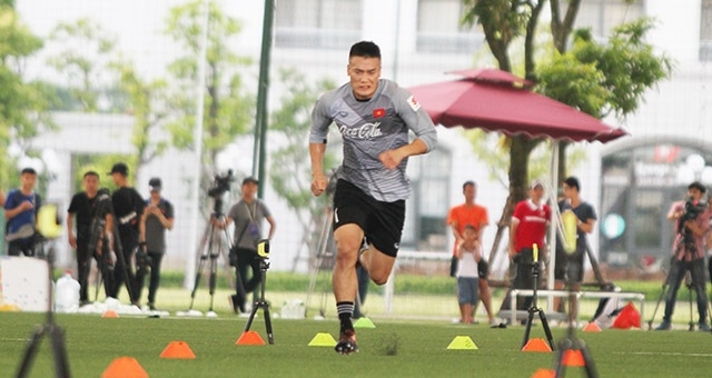 Bùi Tiến Dũng sở hữu tốc độ khó tin tại U23 Việt Nam