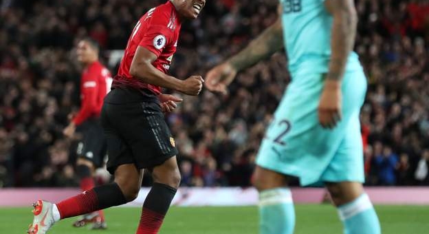 Man Utd đánh bại Newcastle bằng kịch bản khó tin