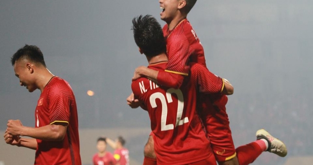 Kết quả bóng đá hôm nay ngày 6/12: Việt Nam vào chung kết