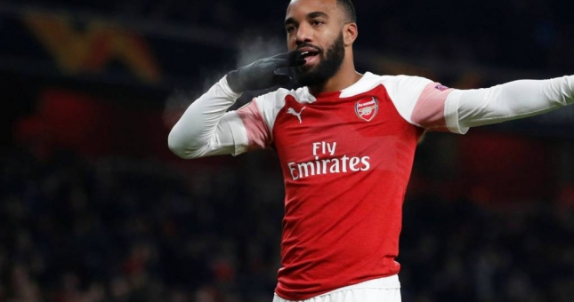 Arsenal thắng nhẹ nhàng Qarabag trên sân nhà