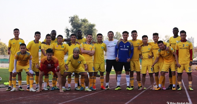 Danh sách cầu thủ CHÍNH THỨC dự V.League 2019
