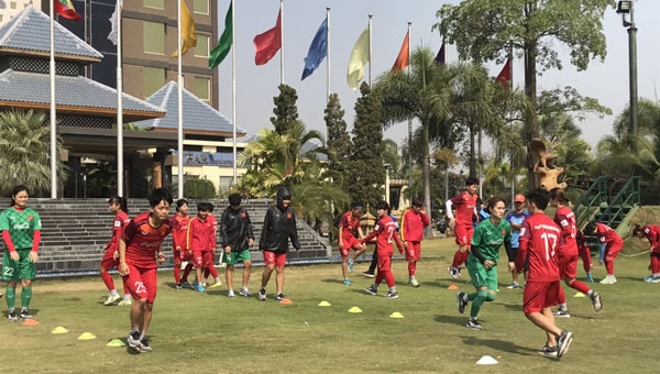 Thi đấu áp đảo, tuyển nữ Việt Nam đánh bại Myanmar 