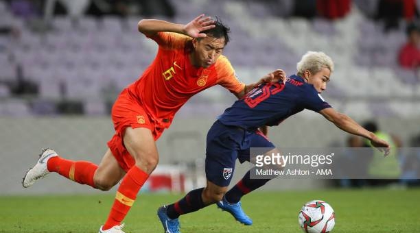 VIDEO: Messi Thái Lan dứt điểm đẳng cấp phá lưới Trung Quốc