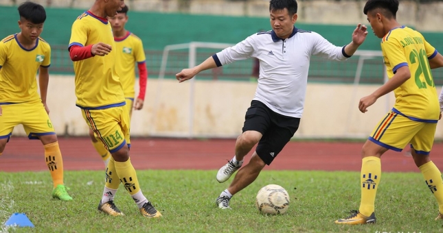 Văn Quyến tái xuất, SLNA trình làng lứa trẻ 'khủng' tại VL U15 QG