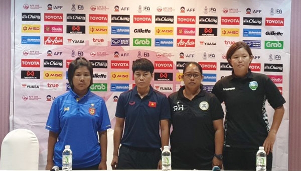 HLV U15 Việt Nam khiêm tốn trước giải Đông Nam Á