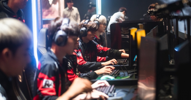 Lịch thi đấu MSI 2019 ngày 13/5: PVB tái đấu SKT