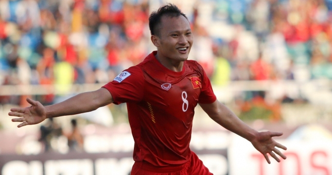 Những điều kì lạ trong danh sách ĐT Việt Nam dự King's Cup