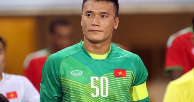 Bùi Tiến Dũng: 'Tôi từng đi phụ hồ mỗi cuối tuần để kiếm tiền'