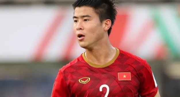 Duy Mạnh, Mạc Hồng Quân bị cấm thi đấu ở vòng 13 V.League