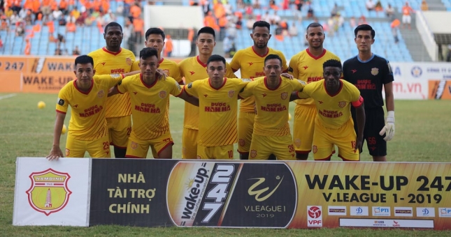 Nam Định giành thắng ấn tượng trước SLNA trên sân nhà