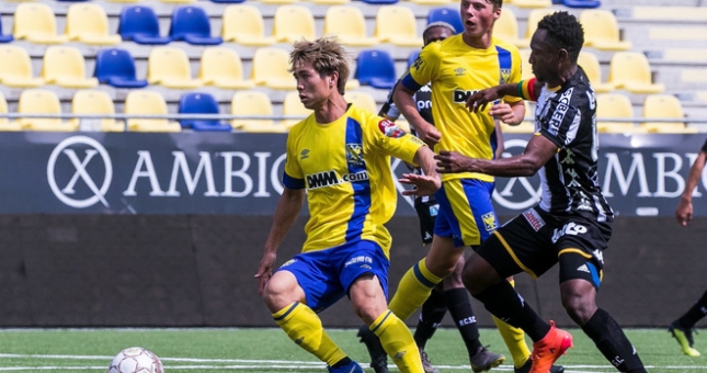 Sint Truiden vs Antwerp: Công Phượng đá chính?