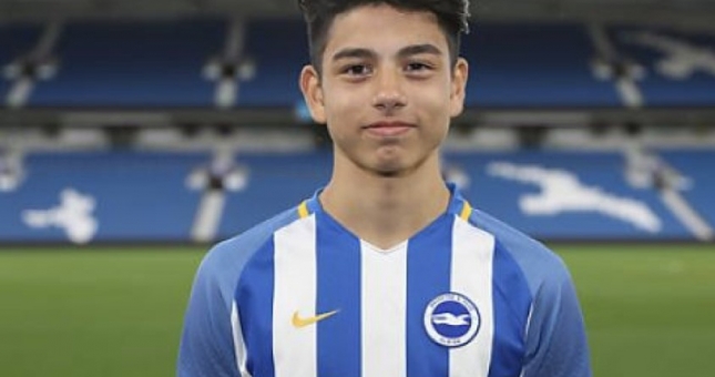 Đối thủ U22 Việt Nam tại SEA Games chiêu mộ sao trẻ sáng giá nhất nước Anh