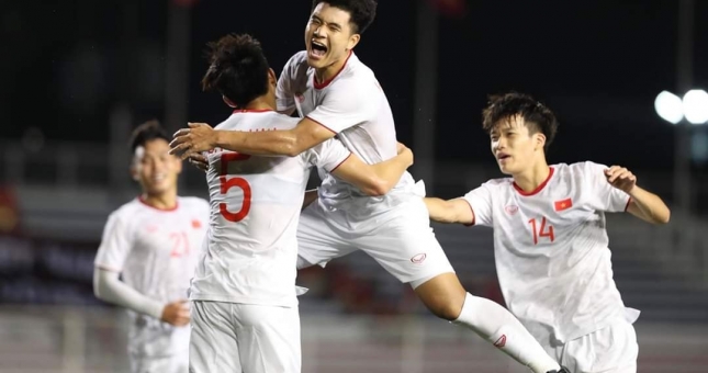 CĐV Thái Lan: 'Việt Nam đã hay còn may, chúng ta sẽ bị loại'