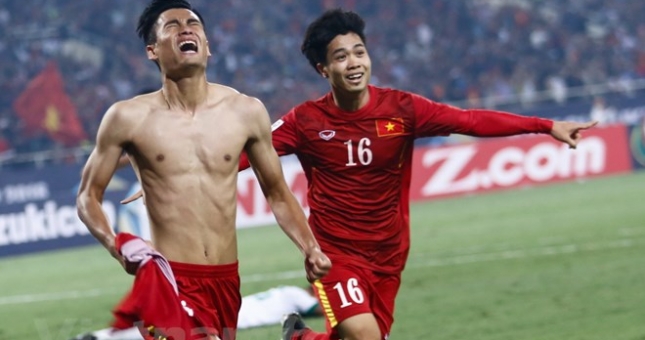 VIDEO: Bàn thắng giàu cảm xúc nhất bóng đá Việt Nam 20 năm qua