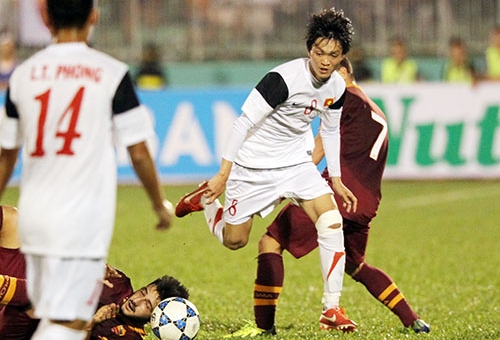 VIDEO: Màn ban bật tiki-taka cực đỉnh đưa thế hệ vàng HAGL ra ánh sáng