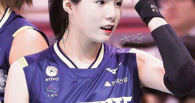 VIDEO: Những khoảnh khắc hạ gục trái tim đàn ông của 'nữ thần Hàn Quốc'