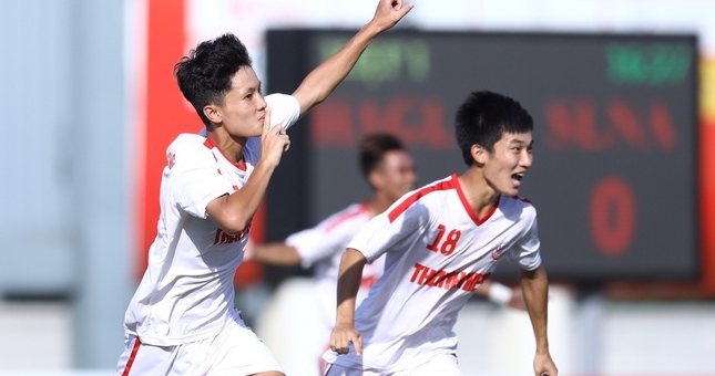 'Em họ Công Phượng' toả sáng đưa U19 HAGL vào chung kết