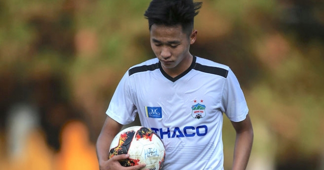 NÓNG: Bầu Đức chia tay 'tài năng trẻ xuất sắc nhất HAGL'