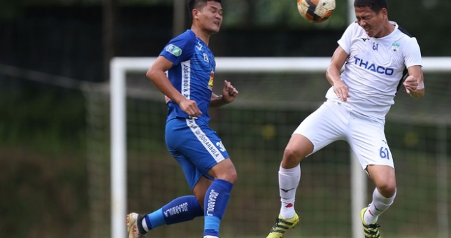 HLV Park Hang Seo 'mất ngủ' vì tiền đạo của HAGL?