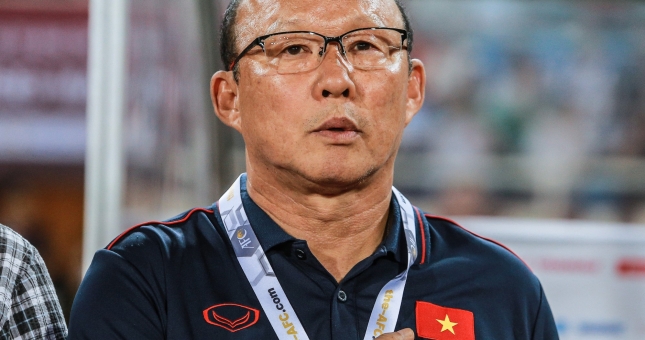 Phá 'dớp' 26 năm, HLV Park đưa bóng đá Việt Nam vươn tầm thế giới?