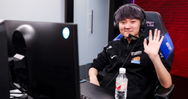 Đồng đội của SofM chia tay Suning để ra nhập Team SoloMid