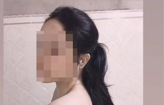 Nghi vấn nữ MC của VCS Mùa Xuân 2021 lộ ảnh nhạy cảm