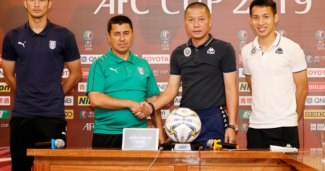 Altyn Asyr coach impresses with Hanoi’s Van Quyet