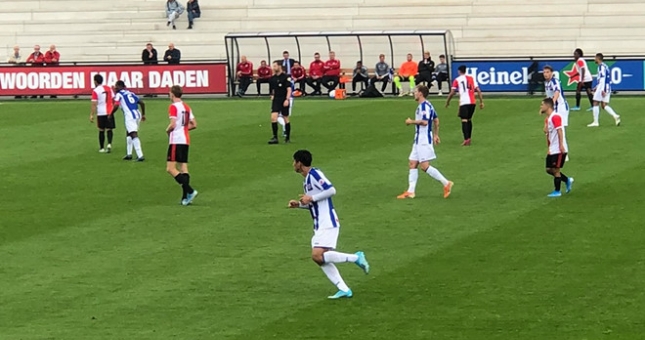 Van Hau plays in Heerenveen youth team’s match